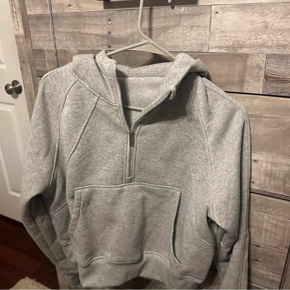grey cropped zip up